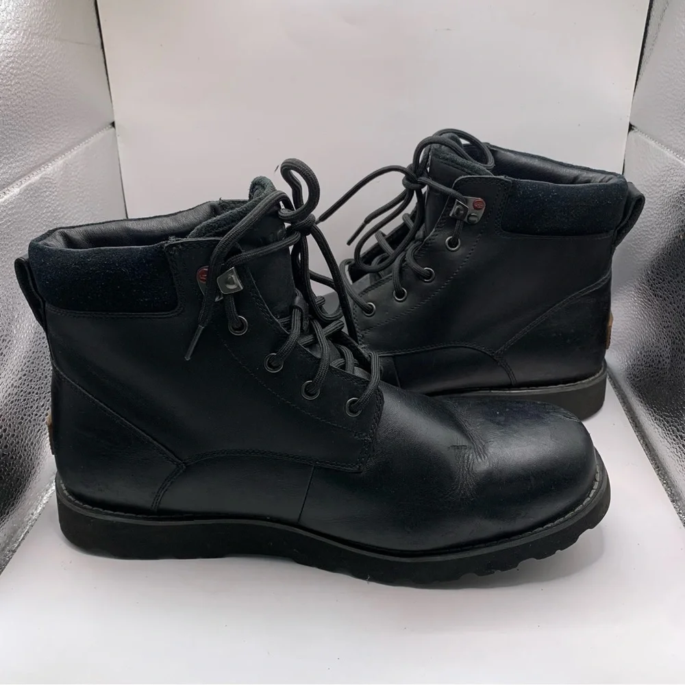 UGG Men's Seton Waterproof Chukka Boot Size12 GUC per owned black leather winter